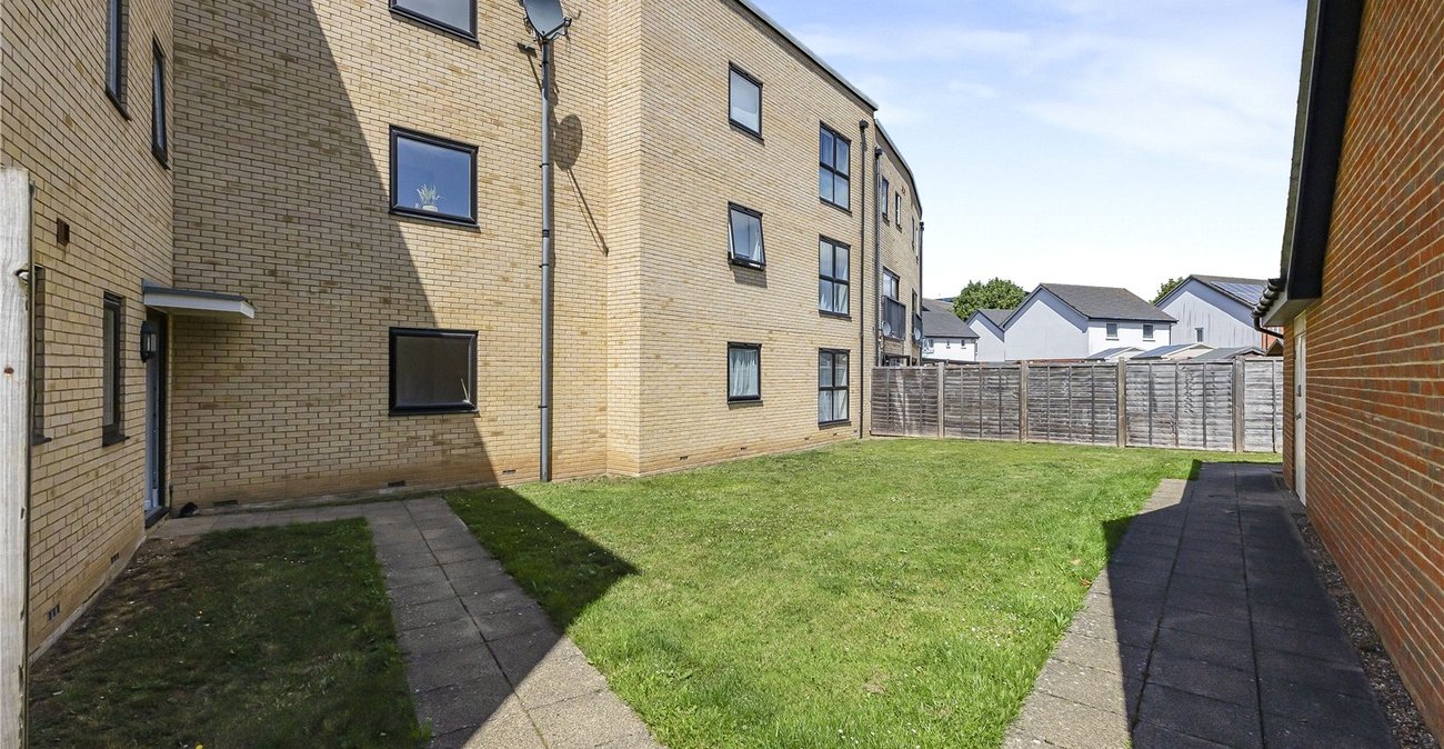 1 bedroom property for sale in Westwood | Robinson Michael & Jackson