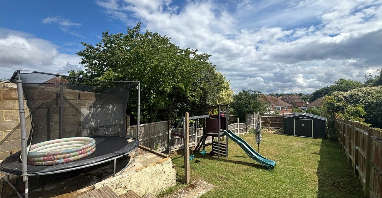 3 bedroom house for sale in Davis Estate | Robinson Michael & Jackson