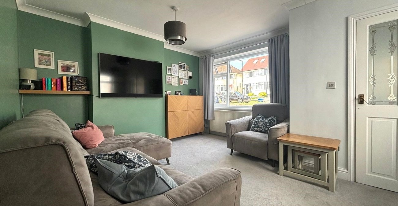 3 bedroom house for sale in Davis Estate | Robinson Michael & Jackson