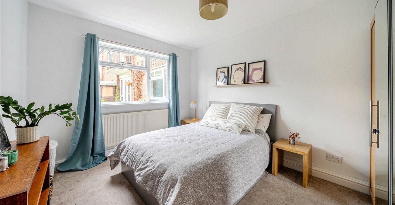 2 bedroom property for sale in 3 Westwood Hill | Robinson Jackson