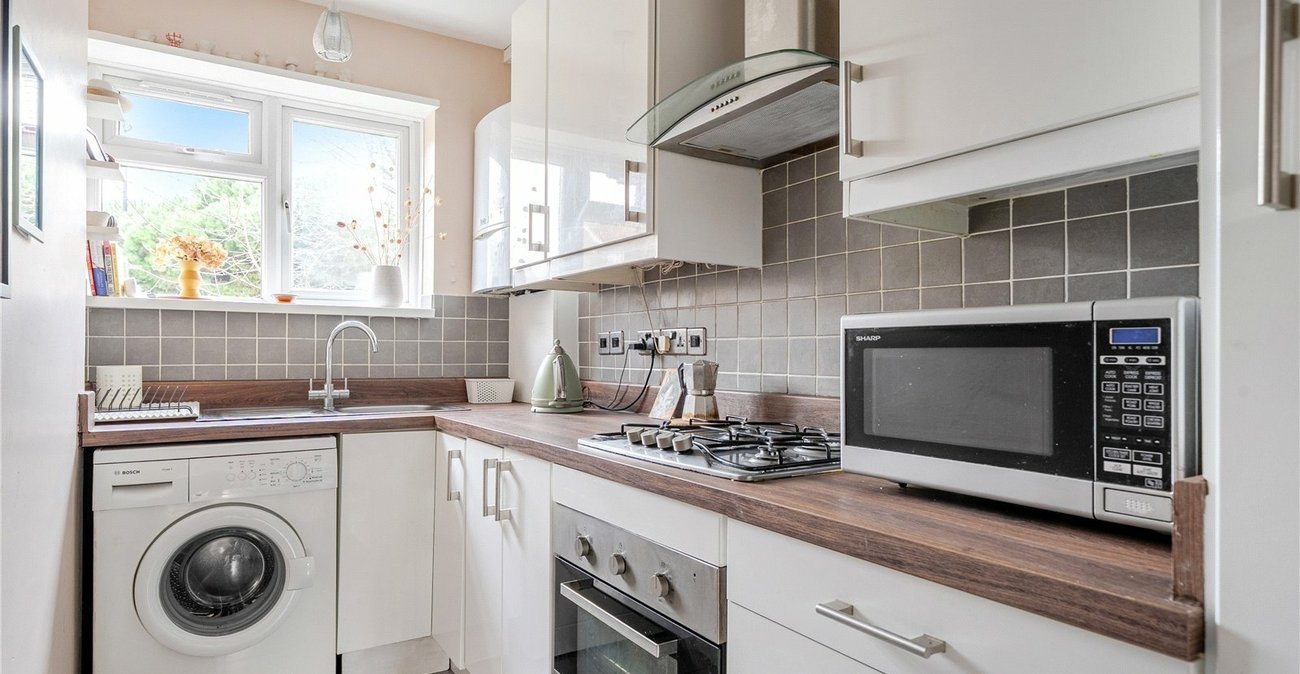 2 bedroom property for sale in 3 Westwood Hill | Robinson Jackson