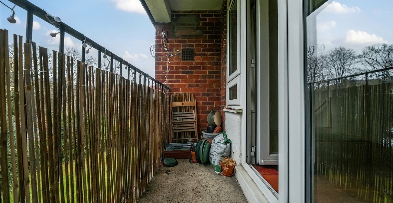 1 bedroom property for sale in 3 Westwood Hill | Robinson Jackson