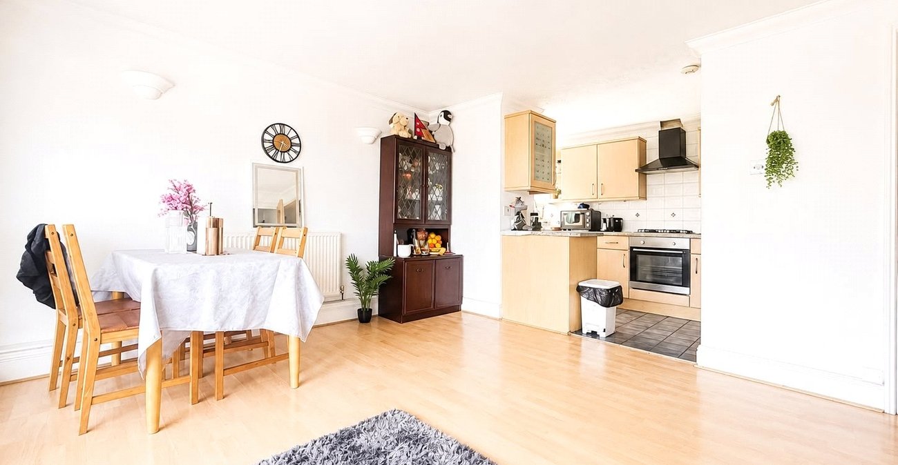 2 bedroom property for sale in Master Gunner Place | Robinson Jackson