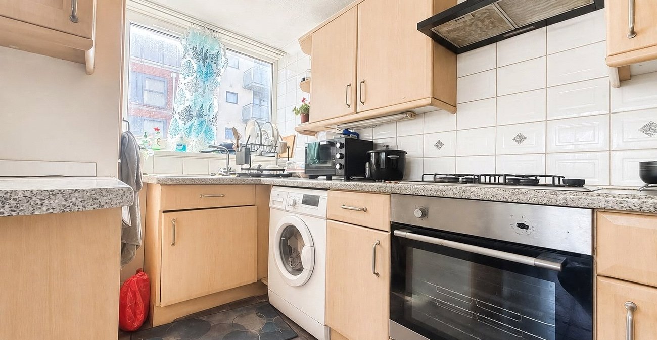 2 bedroom property for sale in Master Gunner Place | Robinson Jackson