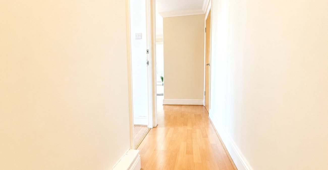 2 bedroom property for sale in Master Gunner Place | Robinson Jackson