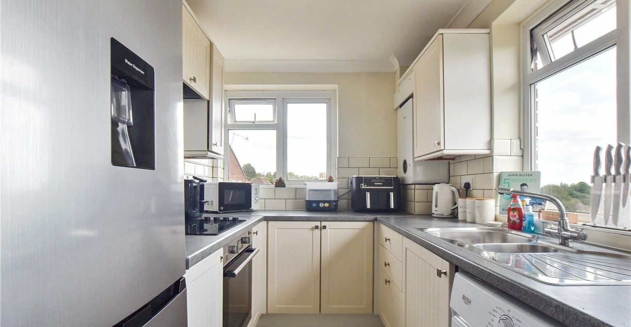 2 bedroom property for sale in Bexley | Robinson Jackson