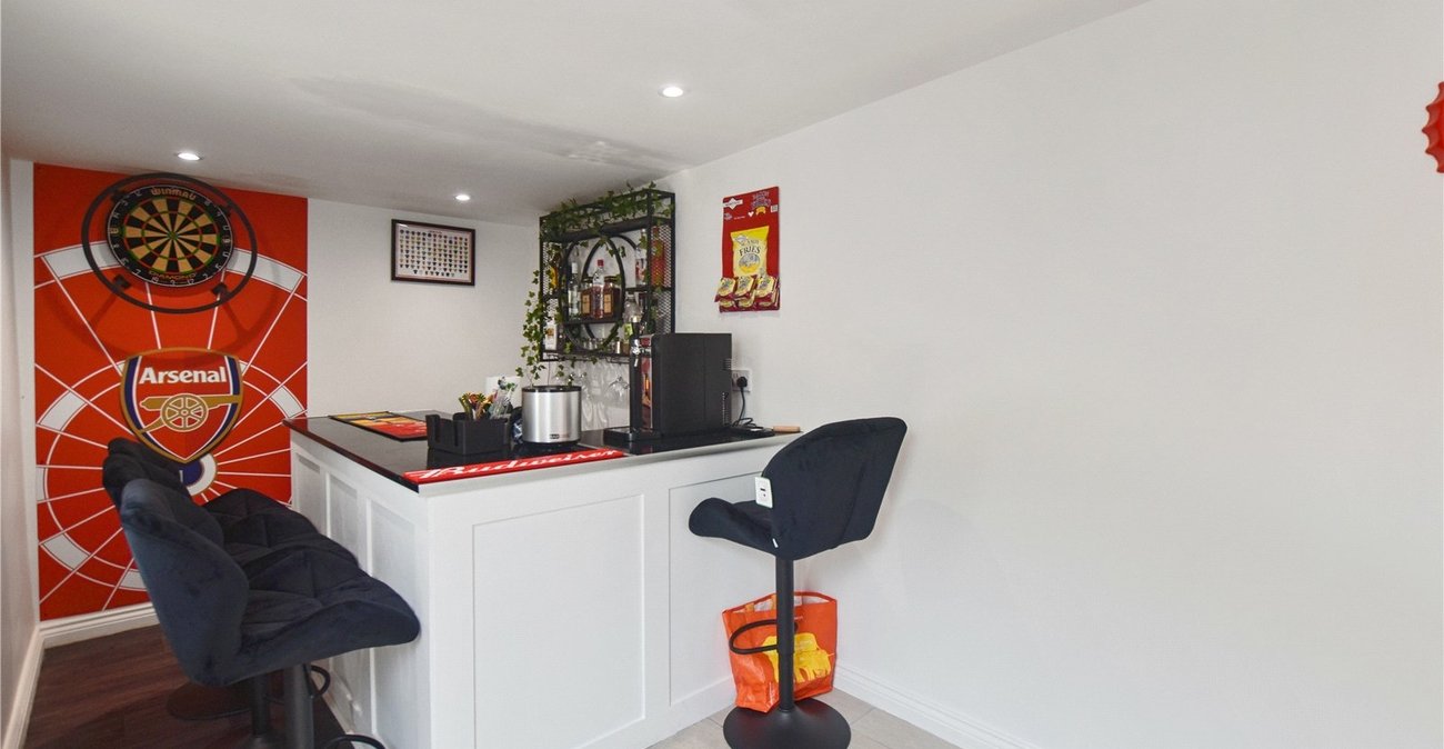 2 bedroom property for sale in Bexley | Robinson Jackson