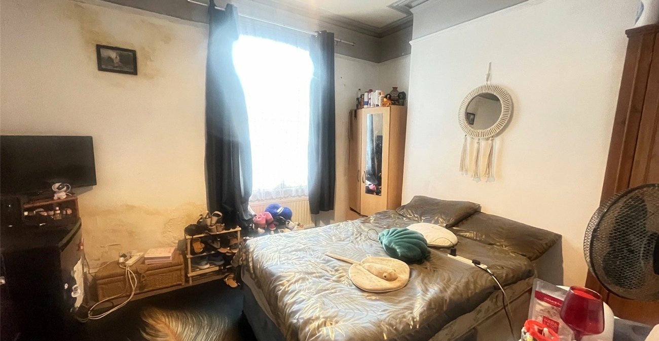 4 bedroom property for sale in Plumstead | Robinson Jackson