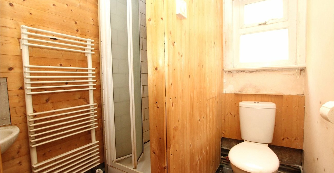 2 bedroom property for sale in Plumstead | Robinson Jackson