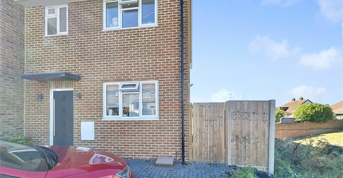2 bedroom house for sale in South Welling | Robinson Jackson