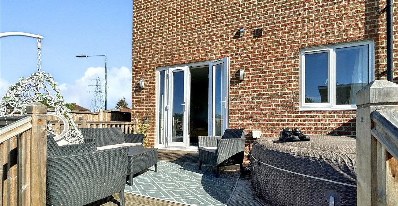 2 bedroom house for sale in South Welling | Robinson Jackson