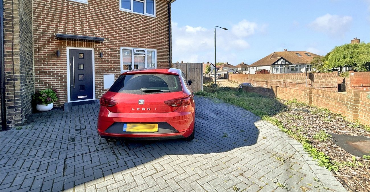 2 bedroom house for sale in South Welling | Robinson Jackson