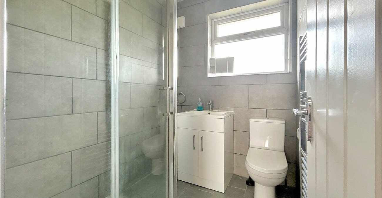 2 bedroom house to rent in Welling | Robinson Jackson