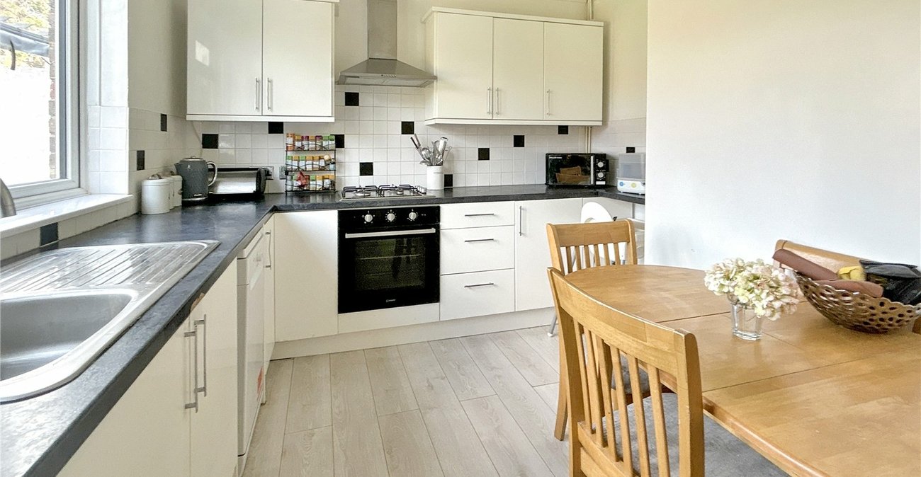 2 bedroom house to rent in Welling | Robinson Jackson