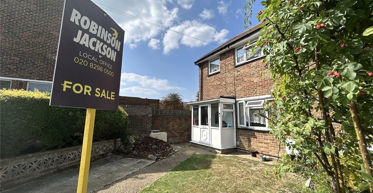 2 bedroom house to rent in Welling | Robinson Jackson