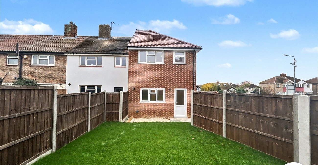 2 bedroom house for sale in Welling | Robinson Jackson