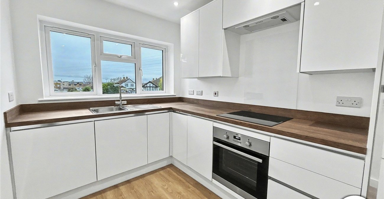 2 bedroom house for sale in Welling | Robinson Jackson