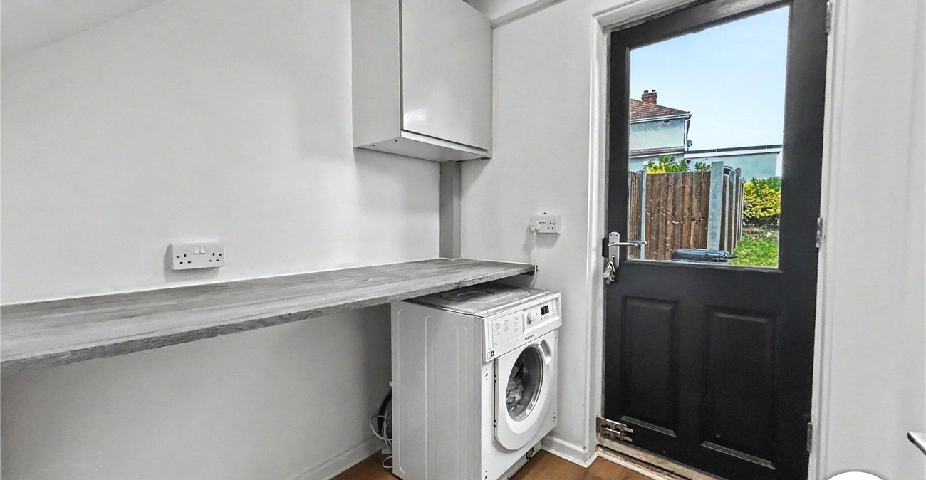 2 bedroom house for sale in Welling | Robinson Jackson