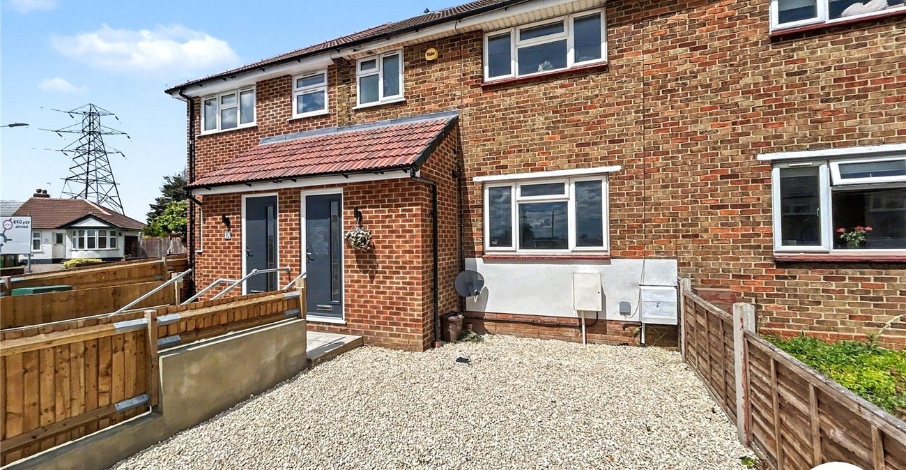 2 bedroom house for sale in Welling | Robinson Jackson