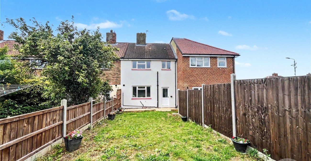 2 bedroom house for sale in Welling | Robinson Jackson