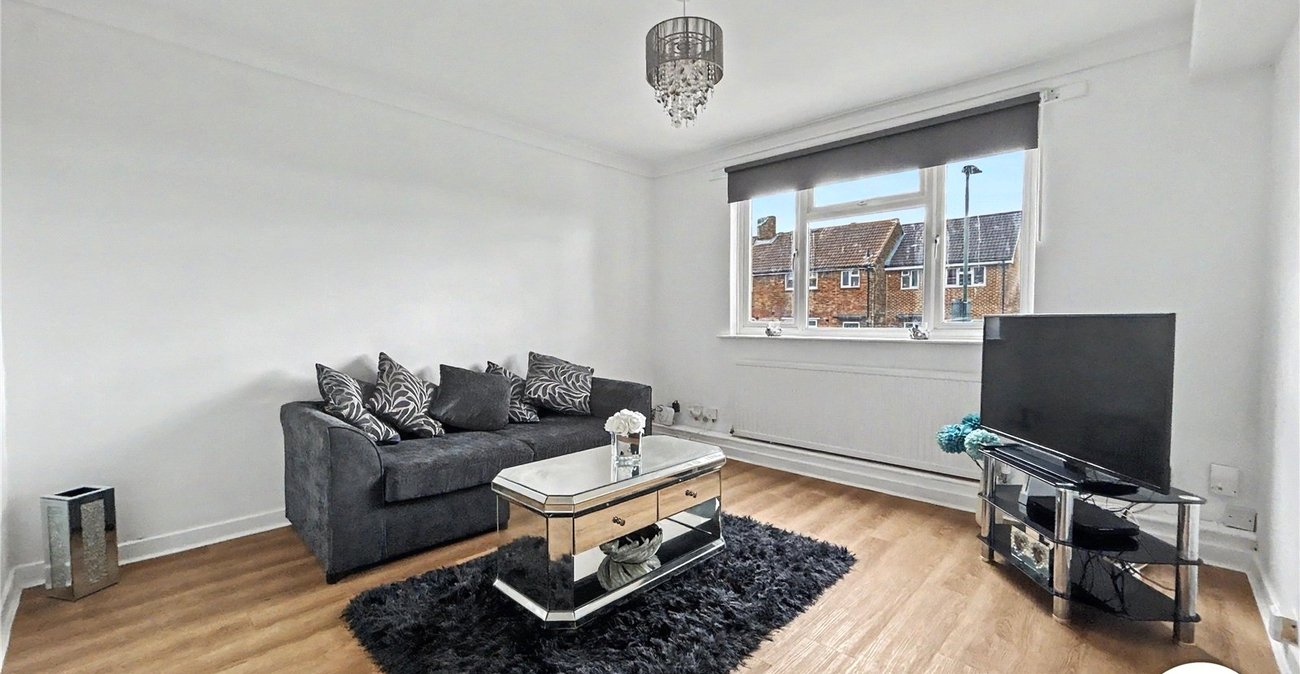 2 bedroom house for sale in Welling | Robinson Jackson