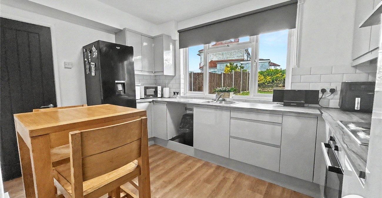 2 bedroom house for sale in Welling | Robinson Jackson