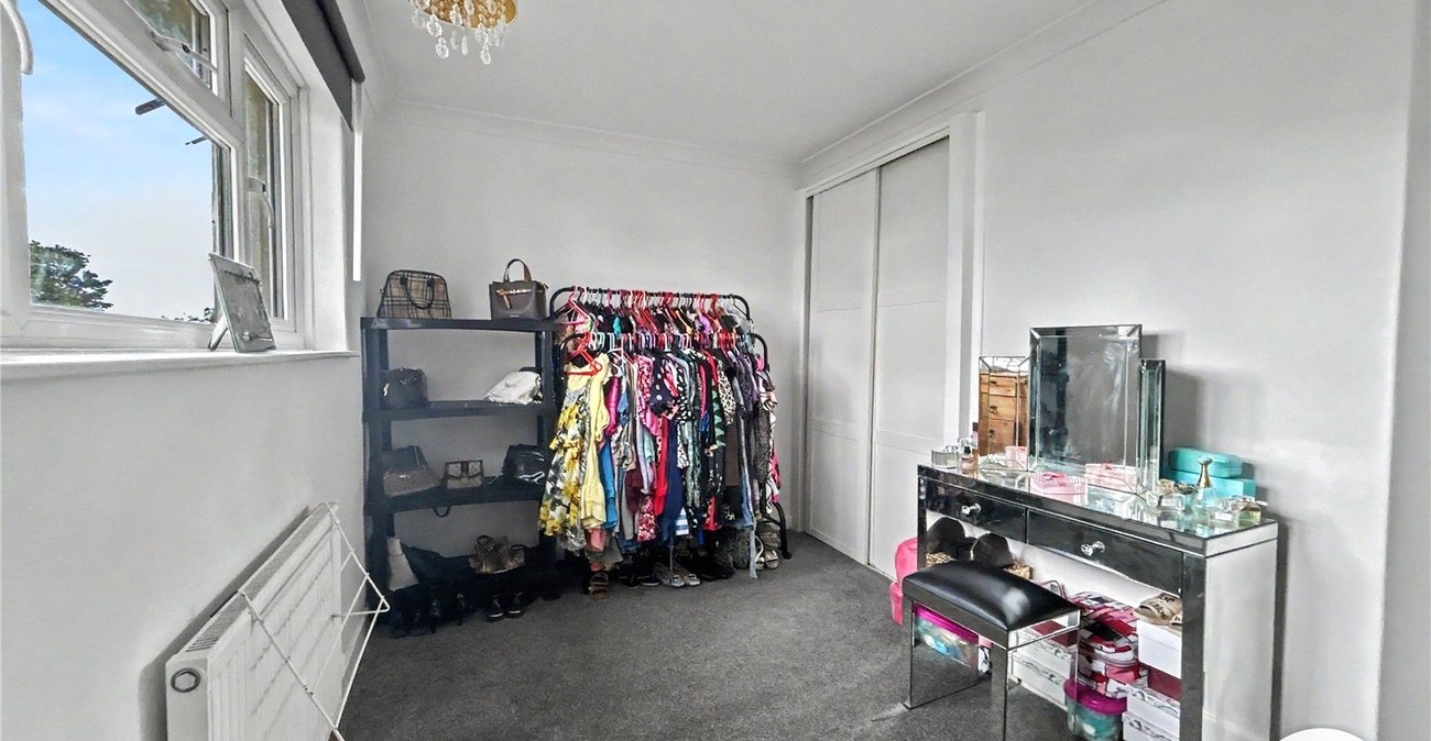 2 bedroom house for sale in Welling | Robinson Jackson