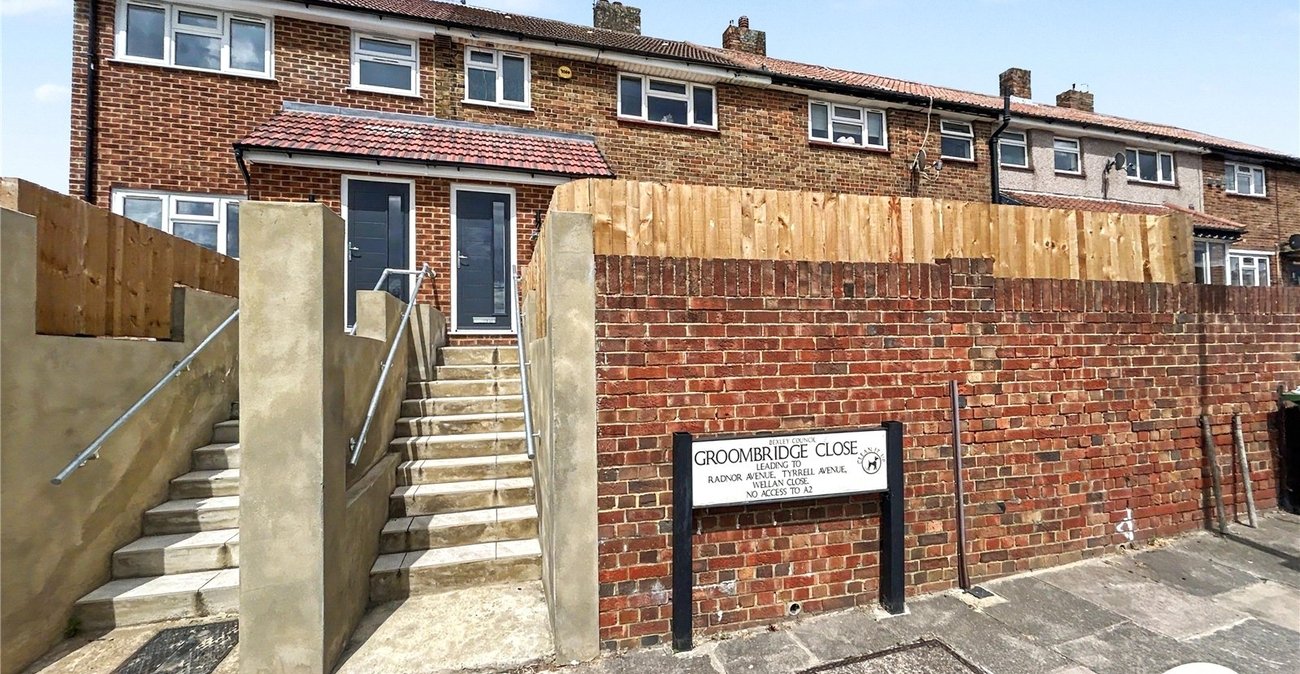 2 bedroom house for sale in Welling | Robinson Jackson