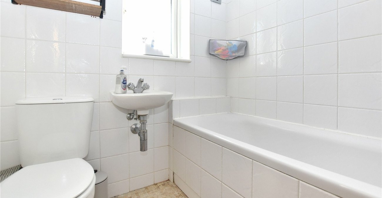 2 bedroom house for sale in Bexleyheath | Robinson Jackson