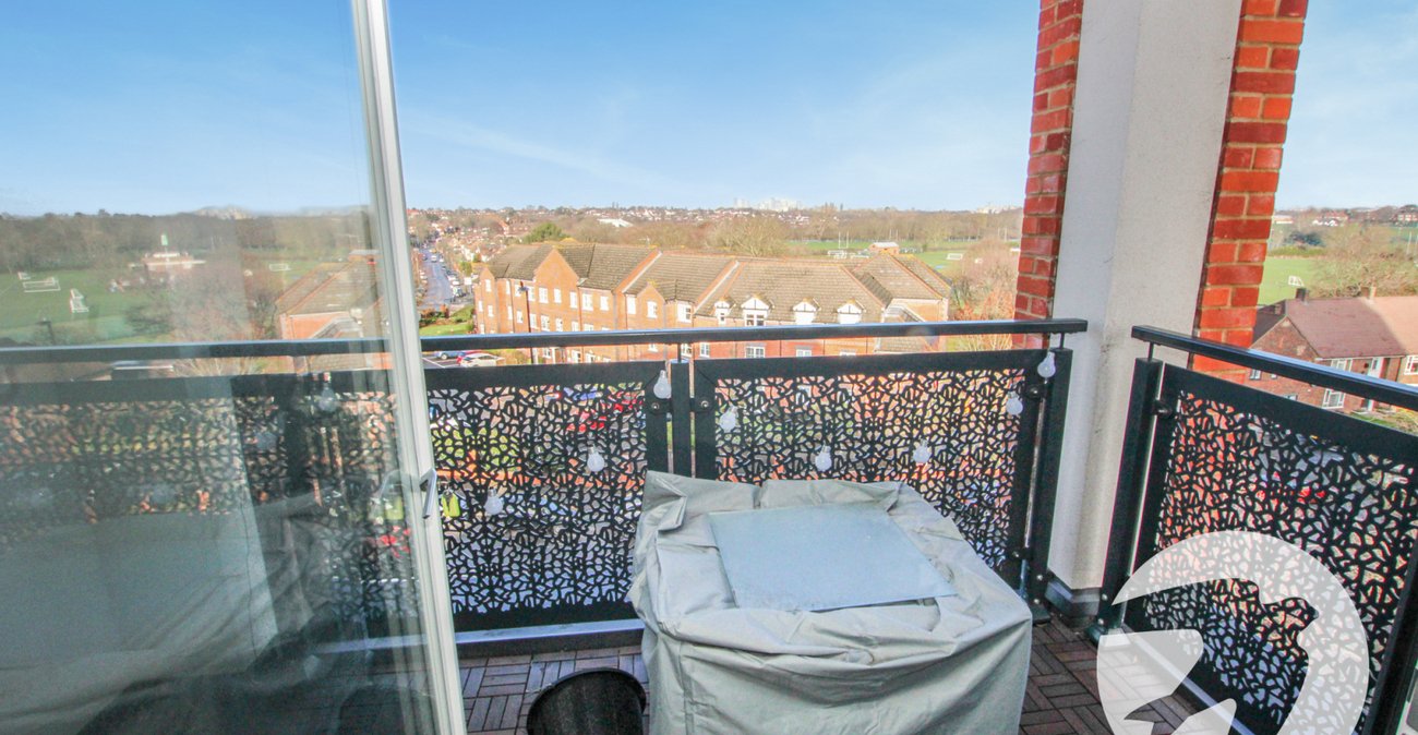 2 bedroom property for sale in London | Robinson Jackson