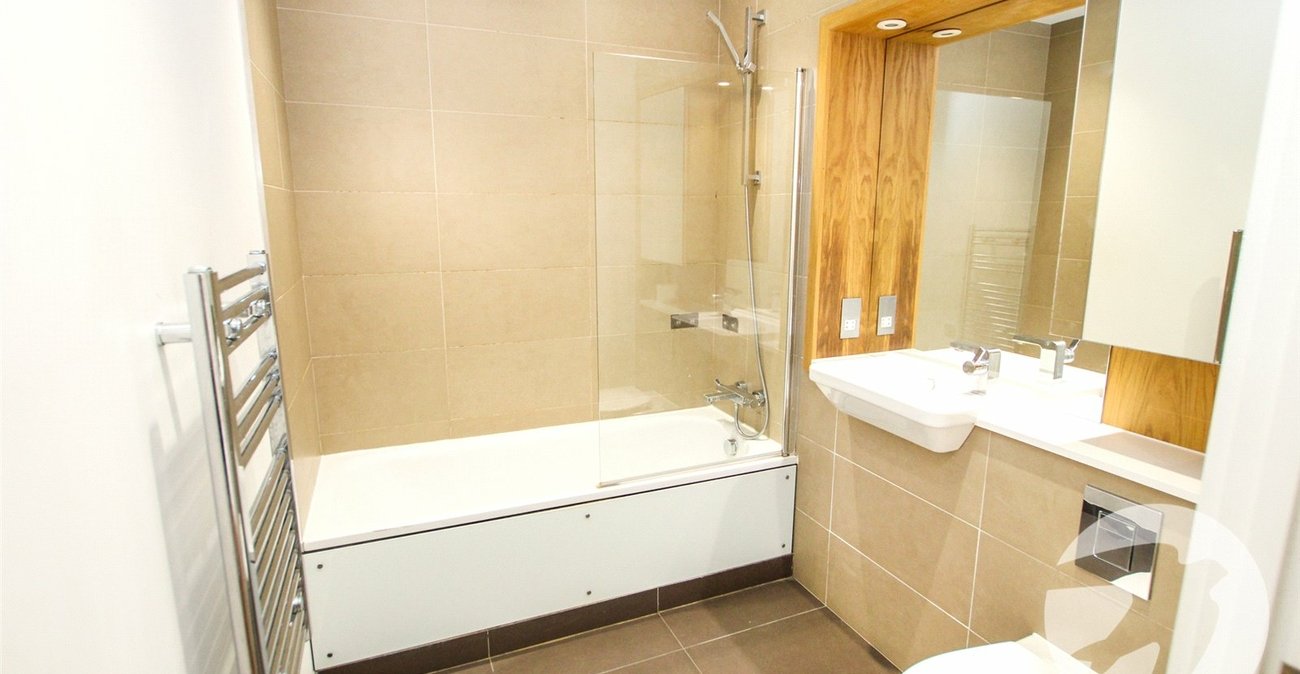 1 bedroom property for sale in London | Robinson Jackson