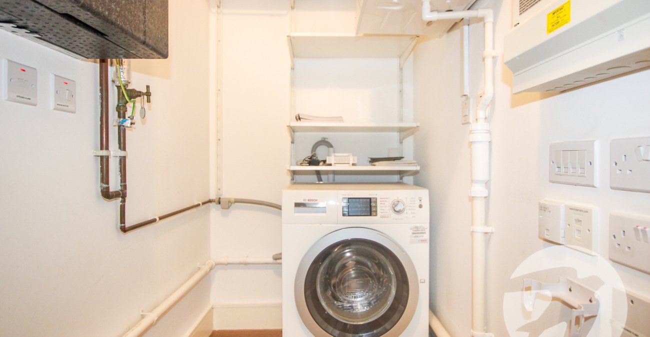 1 bedroom property for sale in London | Robinson Jackson