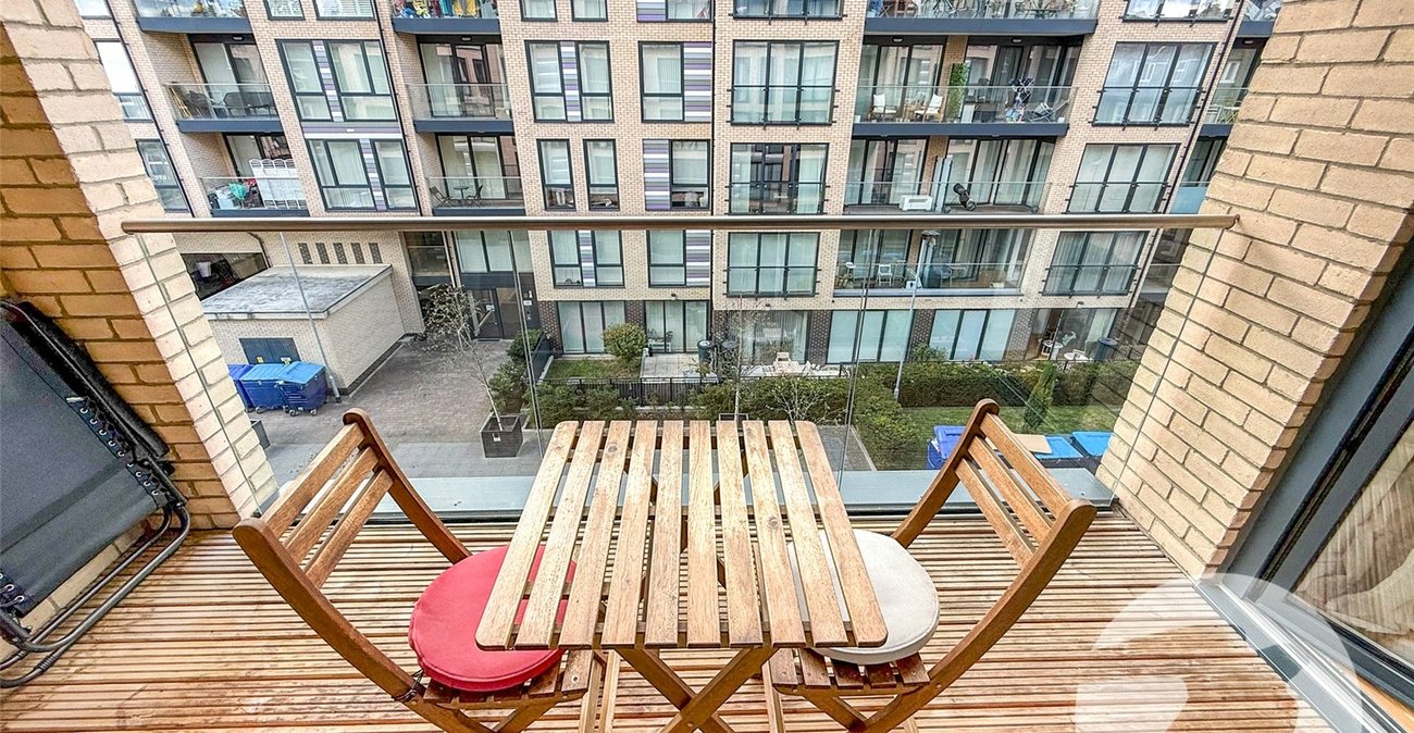 1 bedroom property for sale in London | Robinson Jackson
