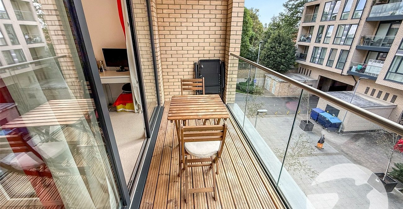 1 bedroom property for sale in London | Robinson Jackson