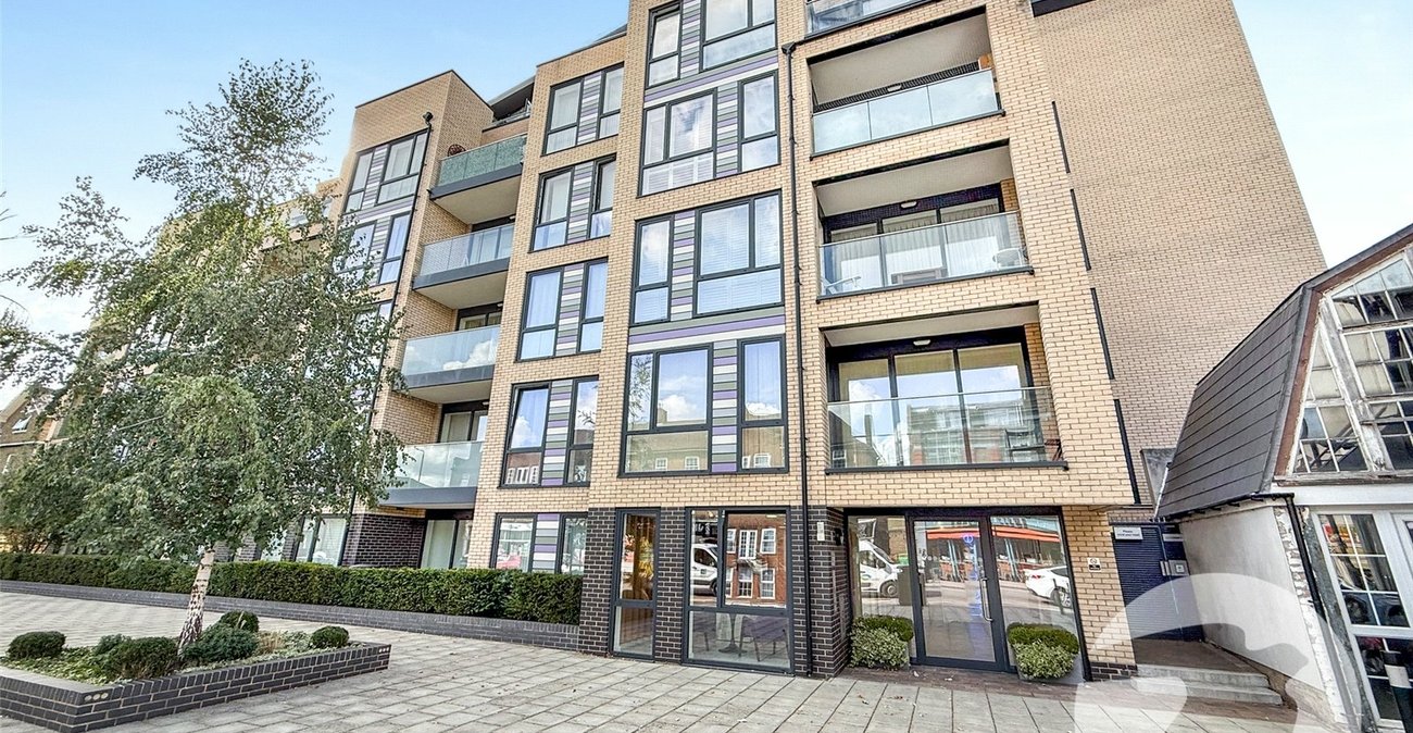 1 bedroom property for sale in London | Robinson Jackson