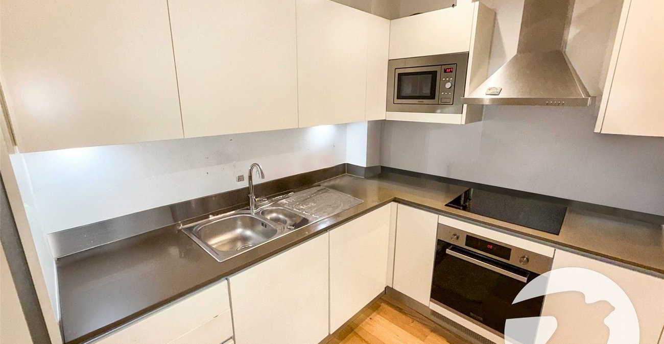 1 bedroom property for sale in London | Robinson Jackson