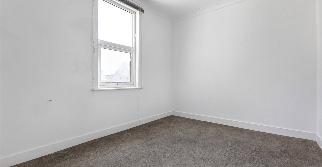 3 bedroom house for sale in Rochester | Robinson Michael & Jackson