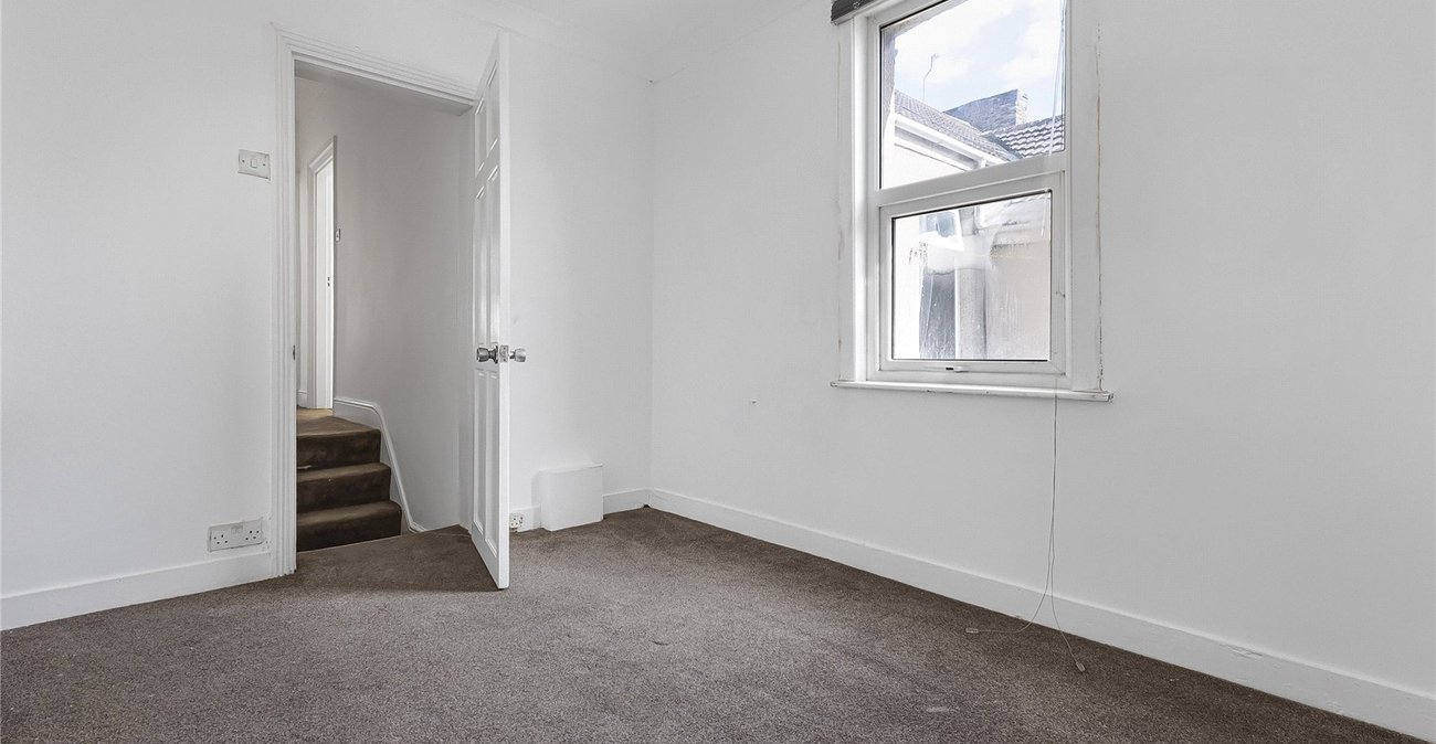 3 bedroom house for sale in Rochester | Robinson Michael & Jackson