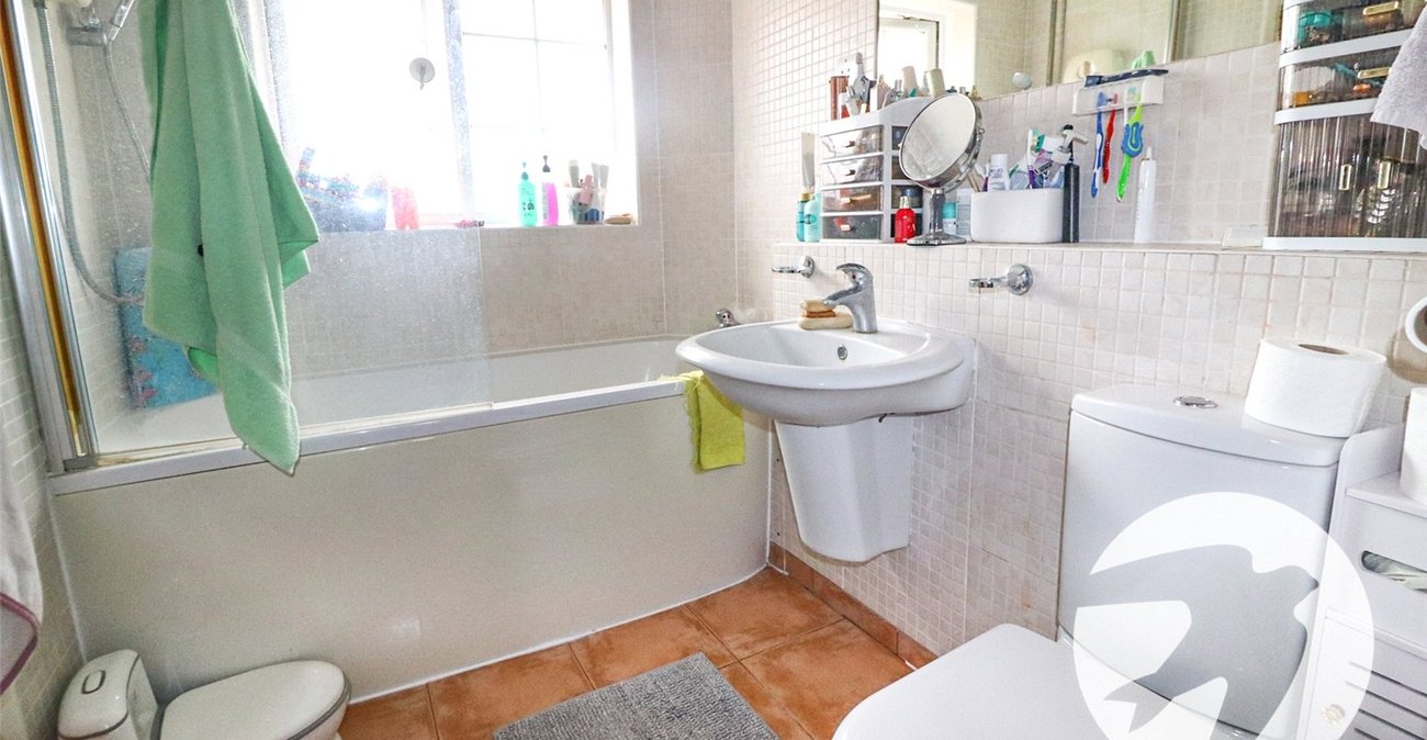 1 bedroom house for sale in Erith | Robinson Jackson