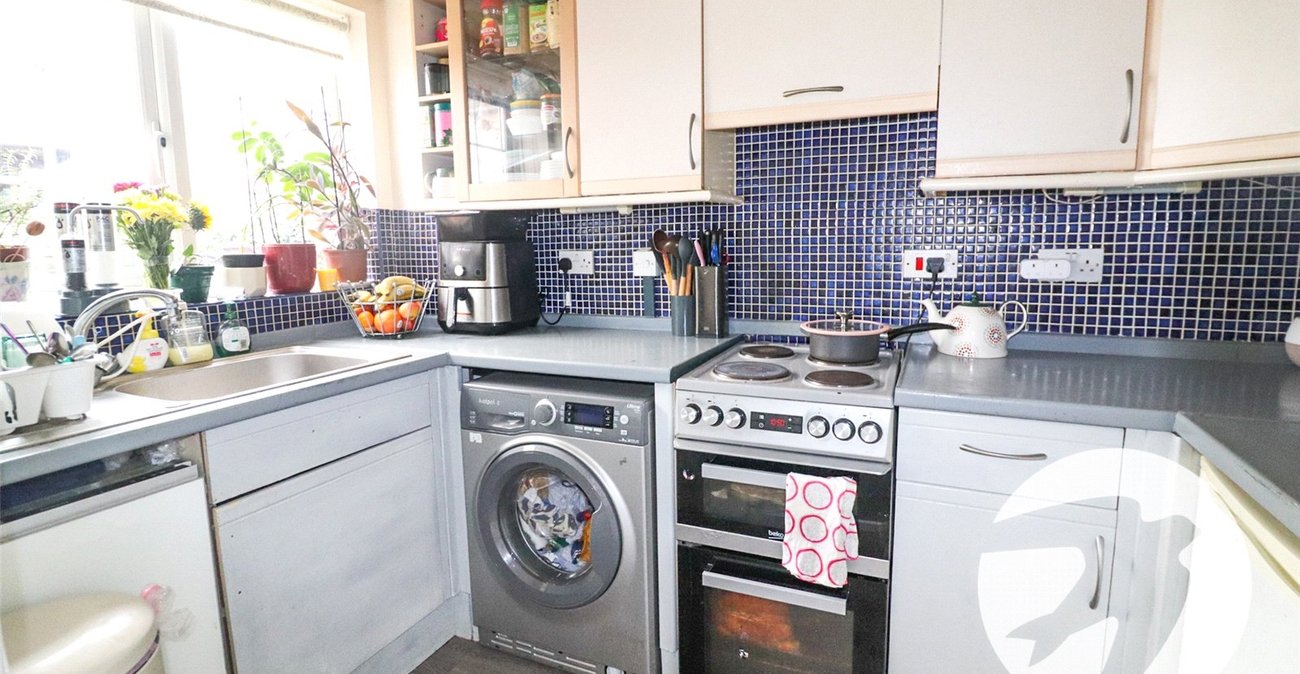 1 bedroom house for sale in Erith | Robinson Jackson