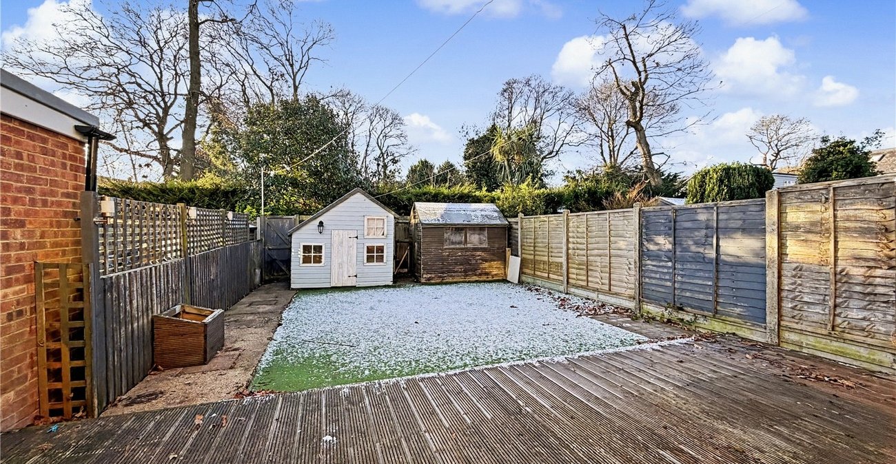 3 bedroom house for sale in Rainham | Robinson Michael & Jackson