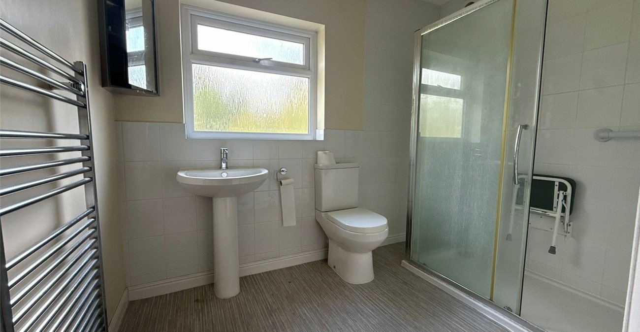 3 bedroom house for sale in Northfleet | Robinson Michael & Jackson