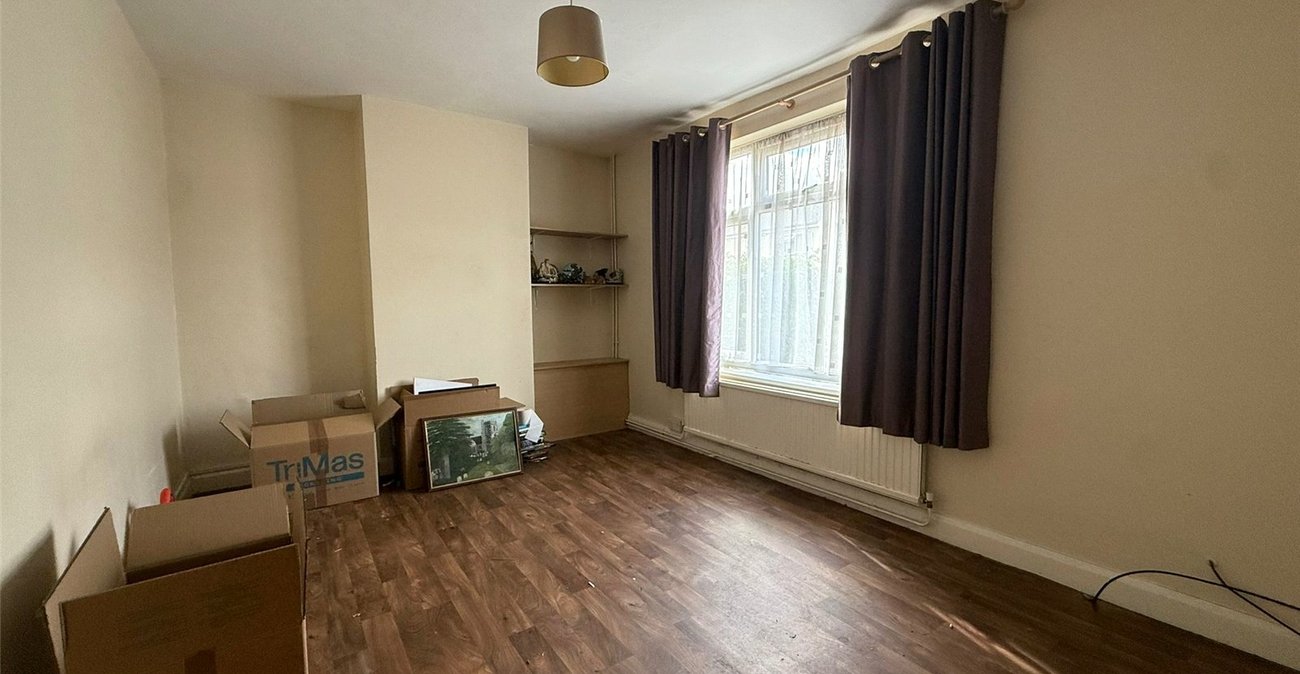 3 bedroom house for sale in Northfleet | Robinson Michael & Jackson