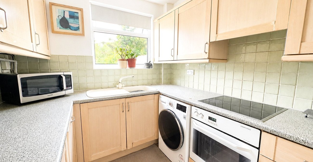 3 bedroom house for sale in Bromley | Robinson Jackson