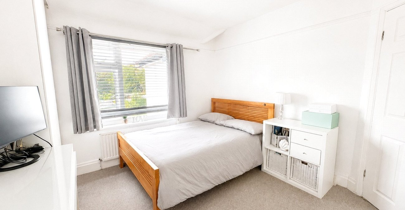 3 bedroom house for sale in Bromley | Robinson Jackson