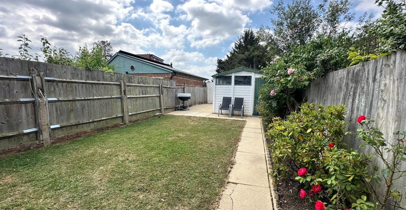 3 bedroom house for sale in Bromley | Robinson Jackson