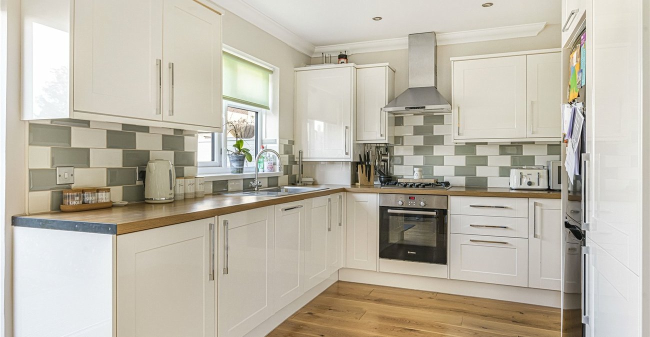 3 bedroom house for sale in Welling | Robinson Jackson