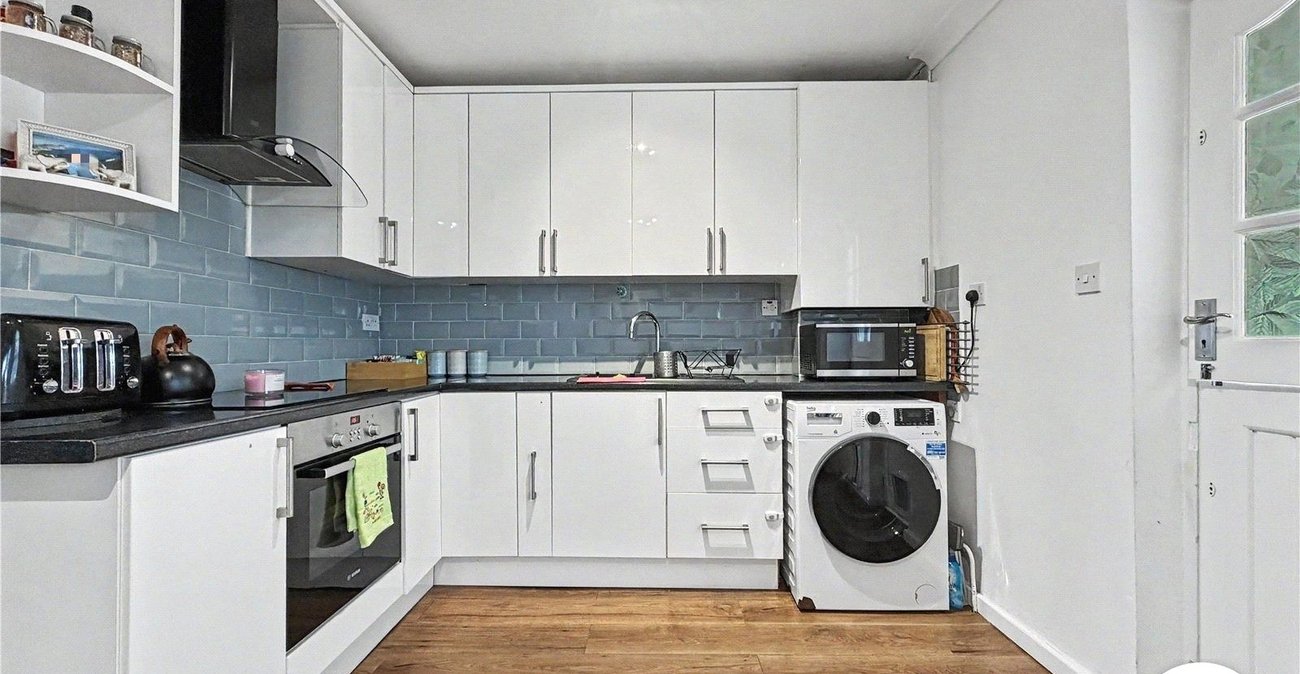 2 bedroom house for sale in Chatham | Robinson Michael & Jackson