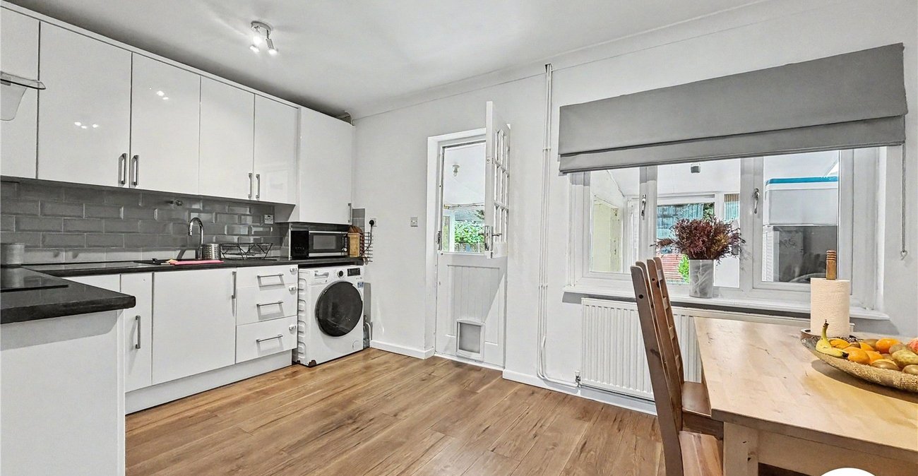 2 bedroom house for sale in Chatham | Robinson Michael & Jackson