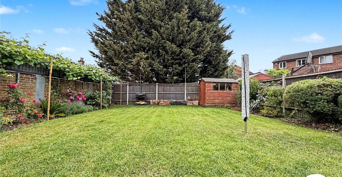 2 bedroom house for sale in Chatham | Robinson Michael & Jackson